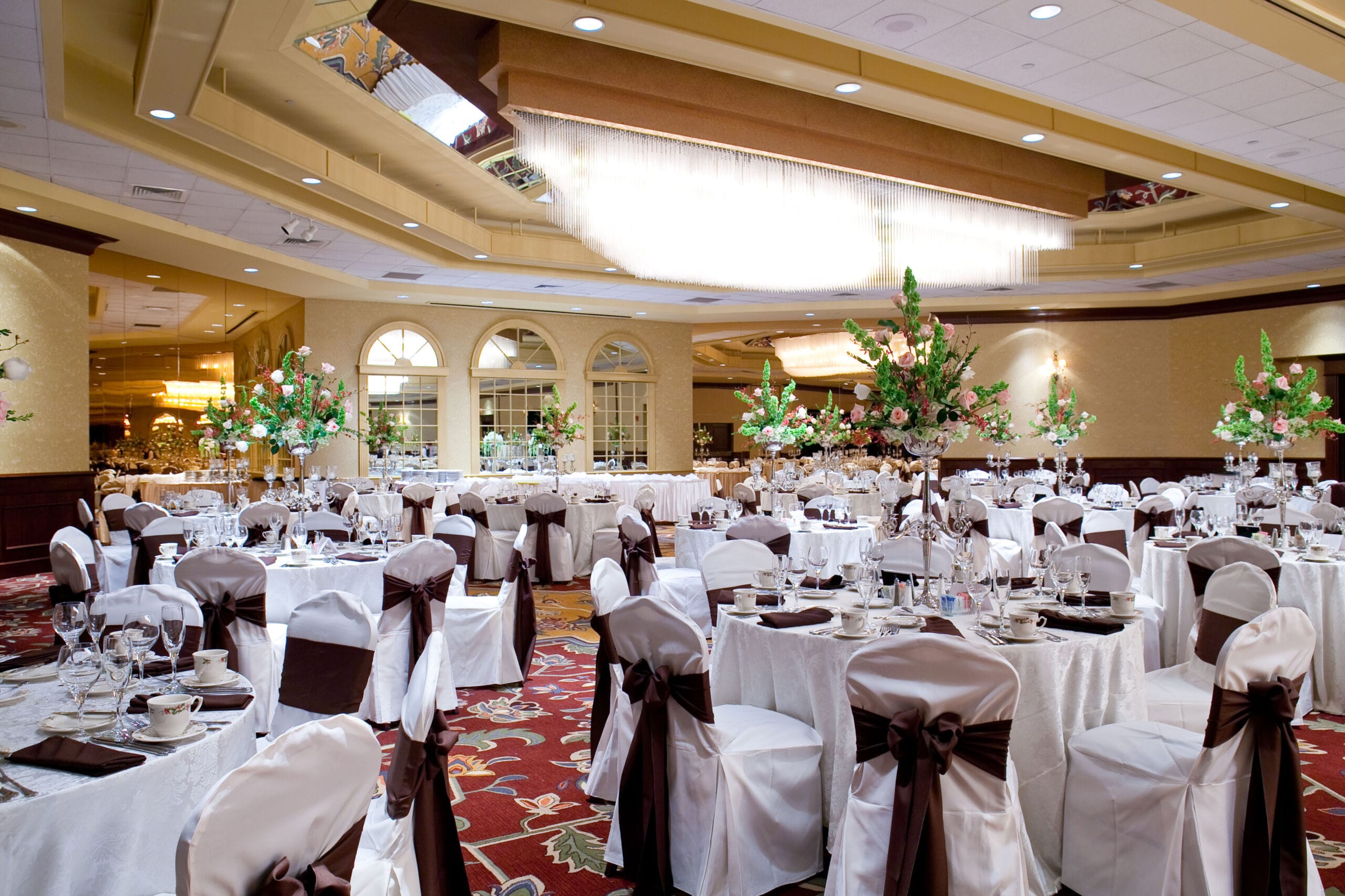 RSshutterstock_98718086 local hotel